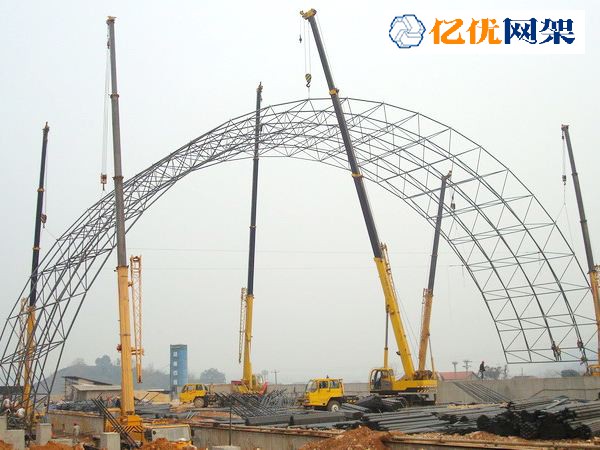 津南干煤棚网架